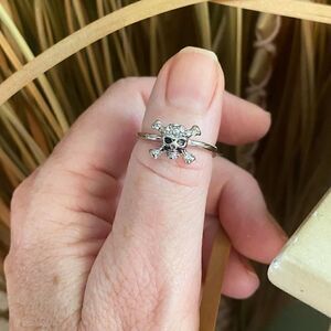 Skull Top Grade Crystal Rhodium Brass Ring Size 8